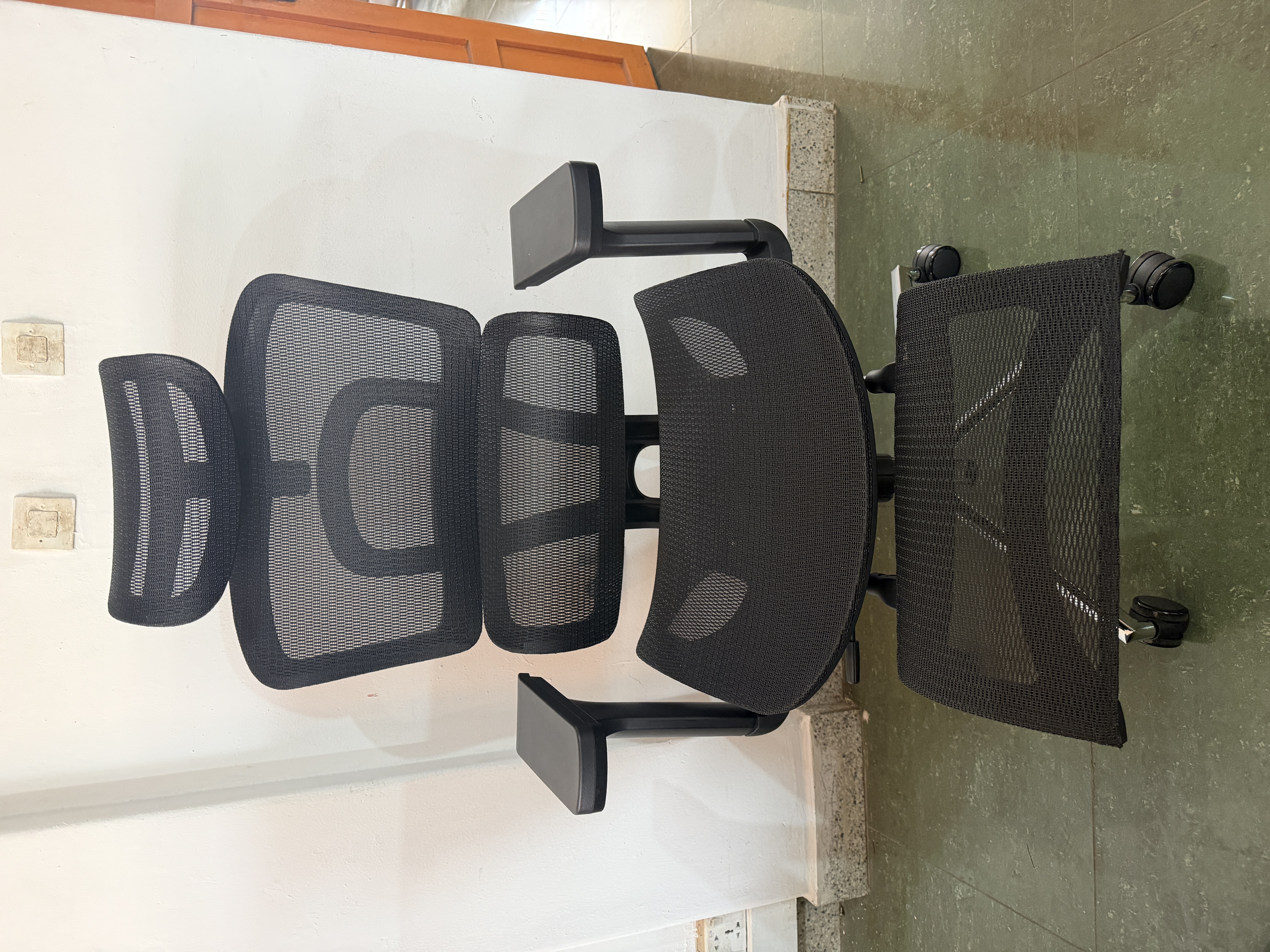 Executive ergonomic Office chair image 2