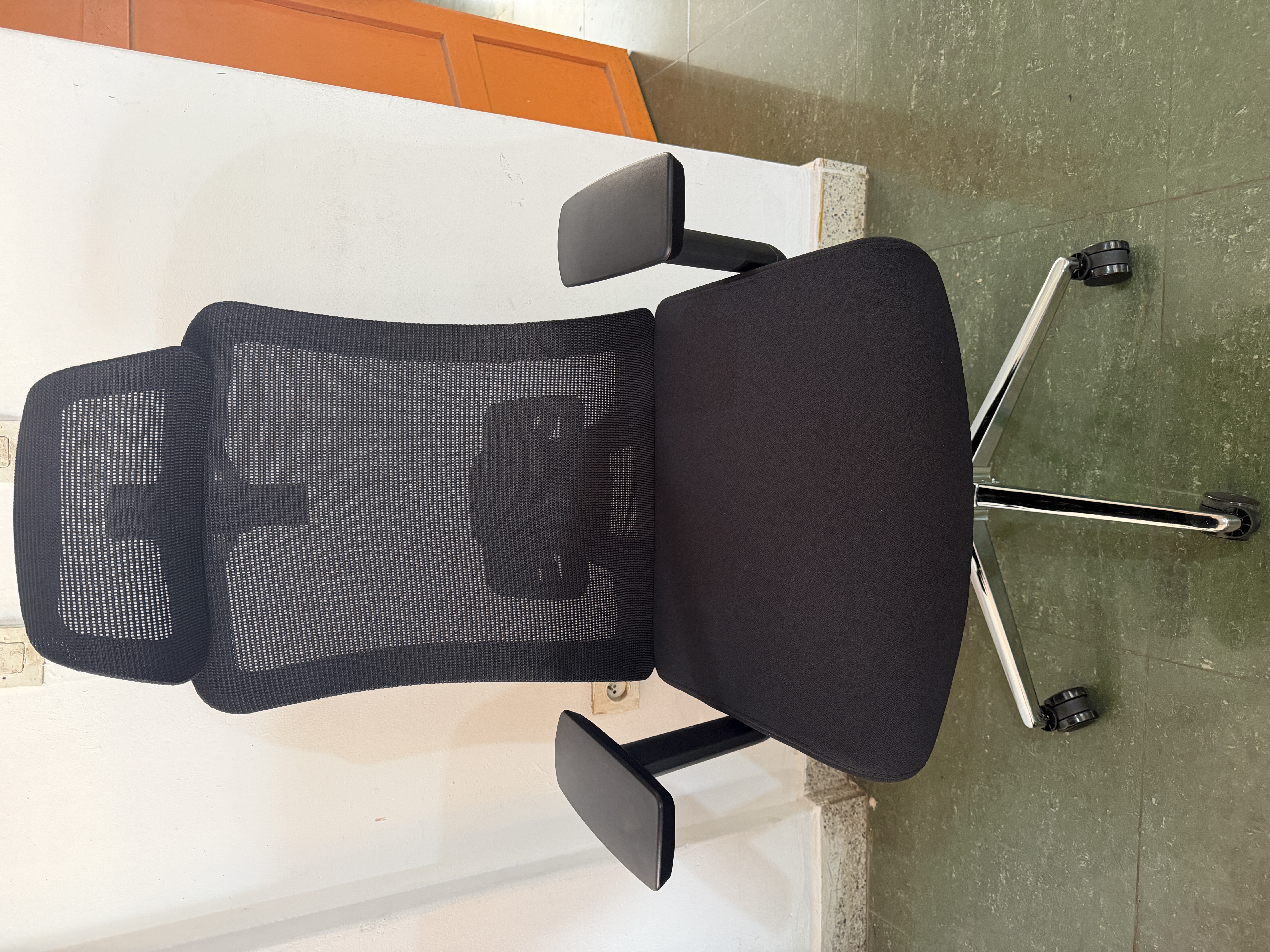 Ergonomic Mesh Executive Office Chair